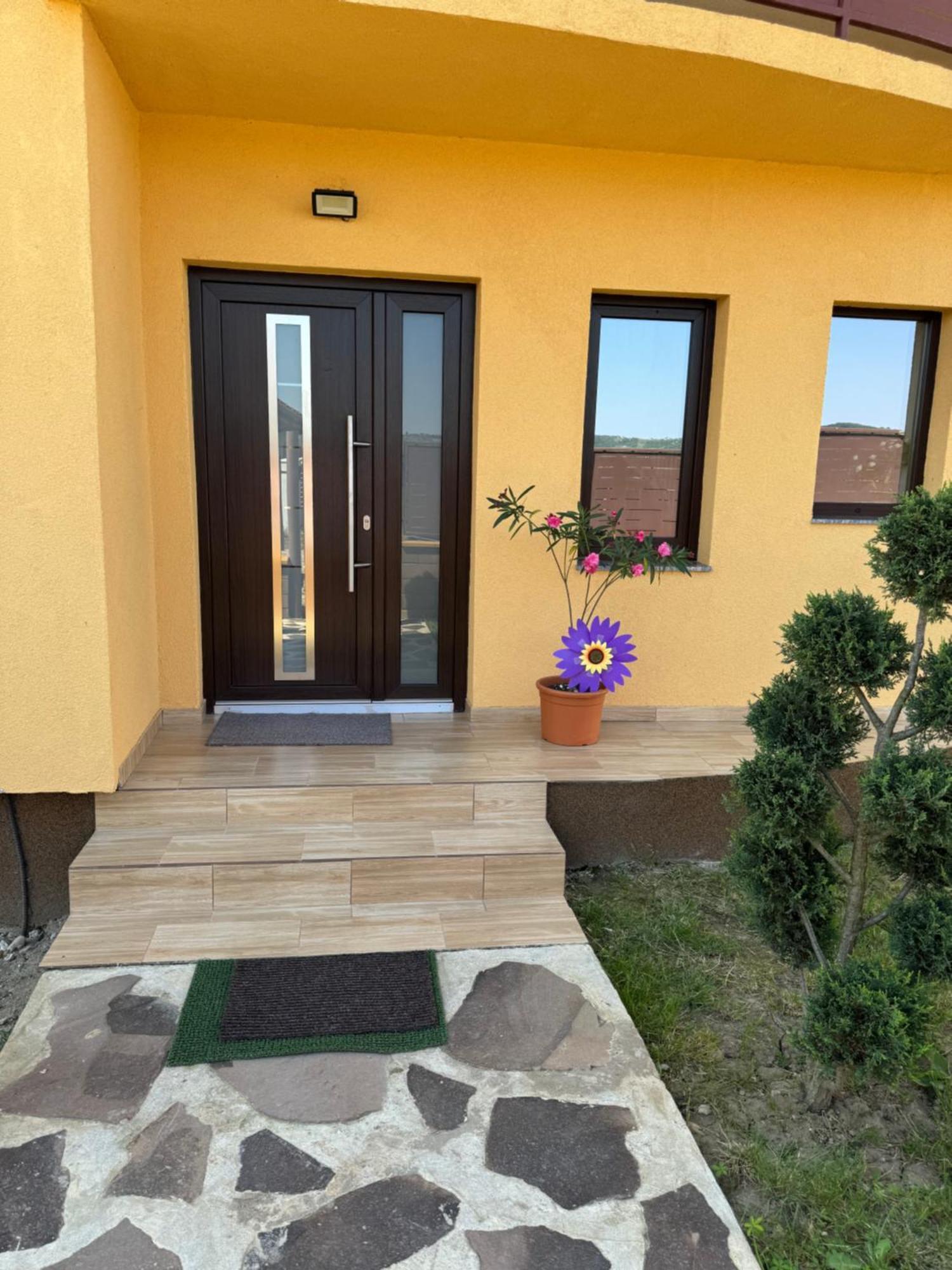 Casa Casy Villa Oradea Eksteriør bilde