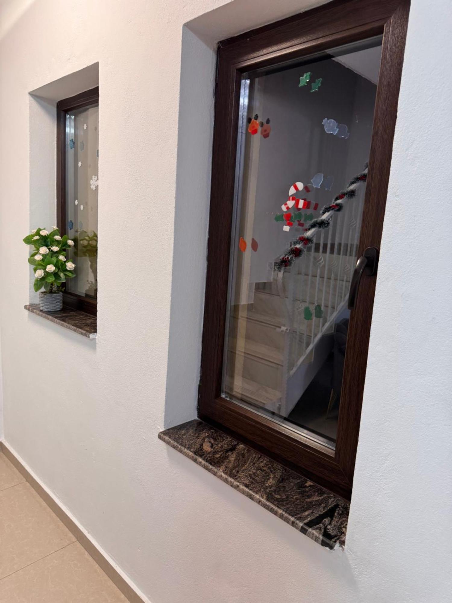 Casa Casy Villa Oradea Eksteriør bilde