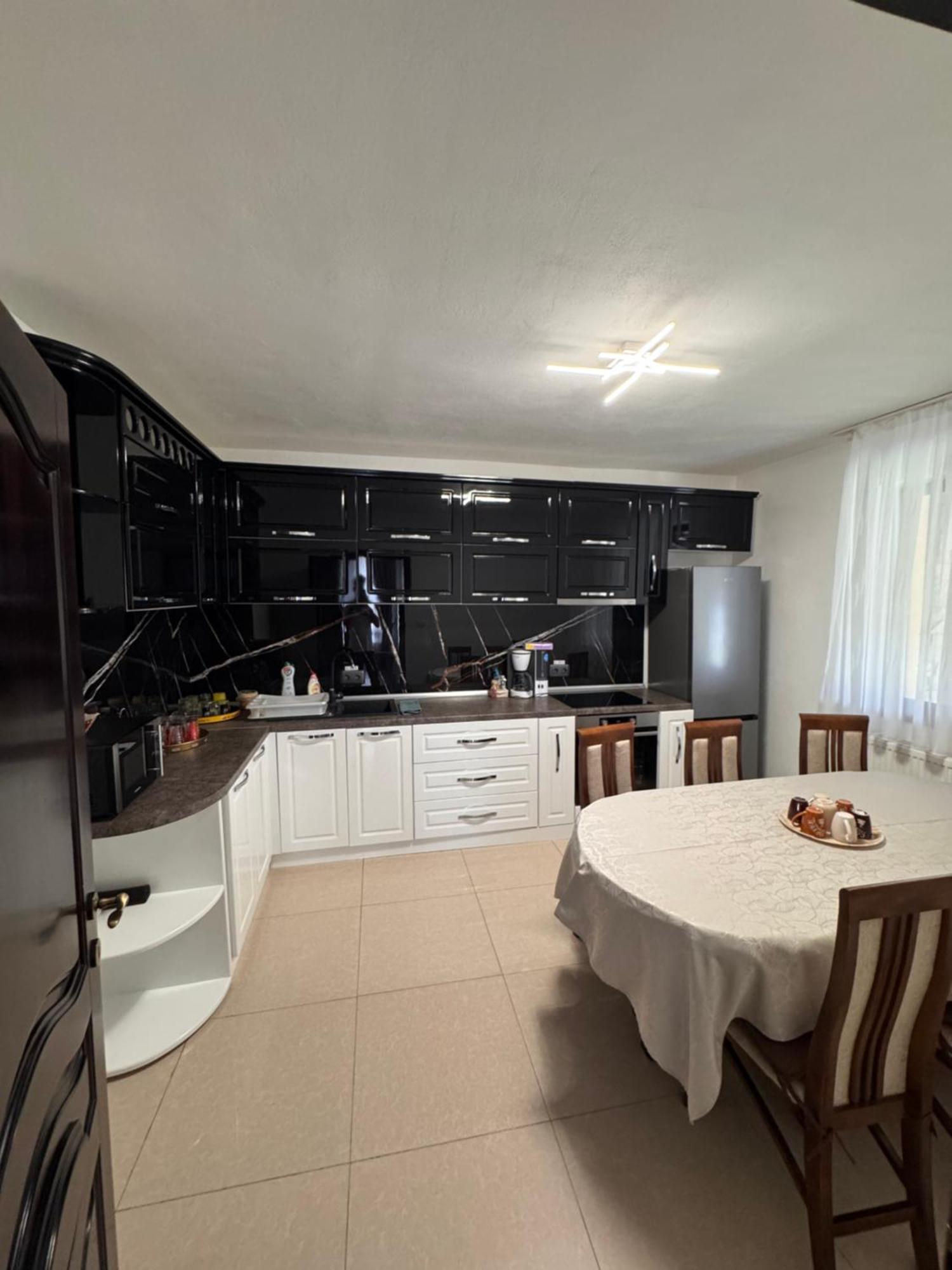 Casa Casy Villa Oradea Eksteriør bilde