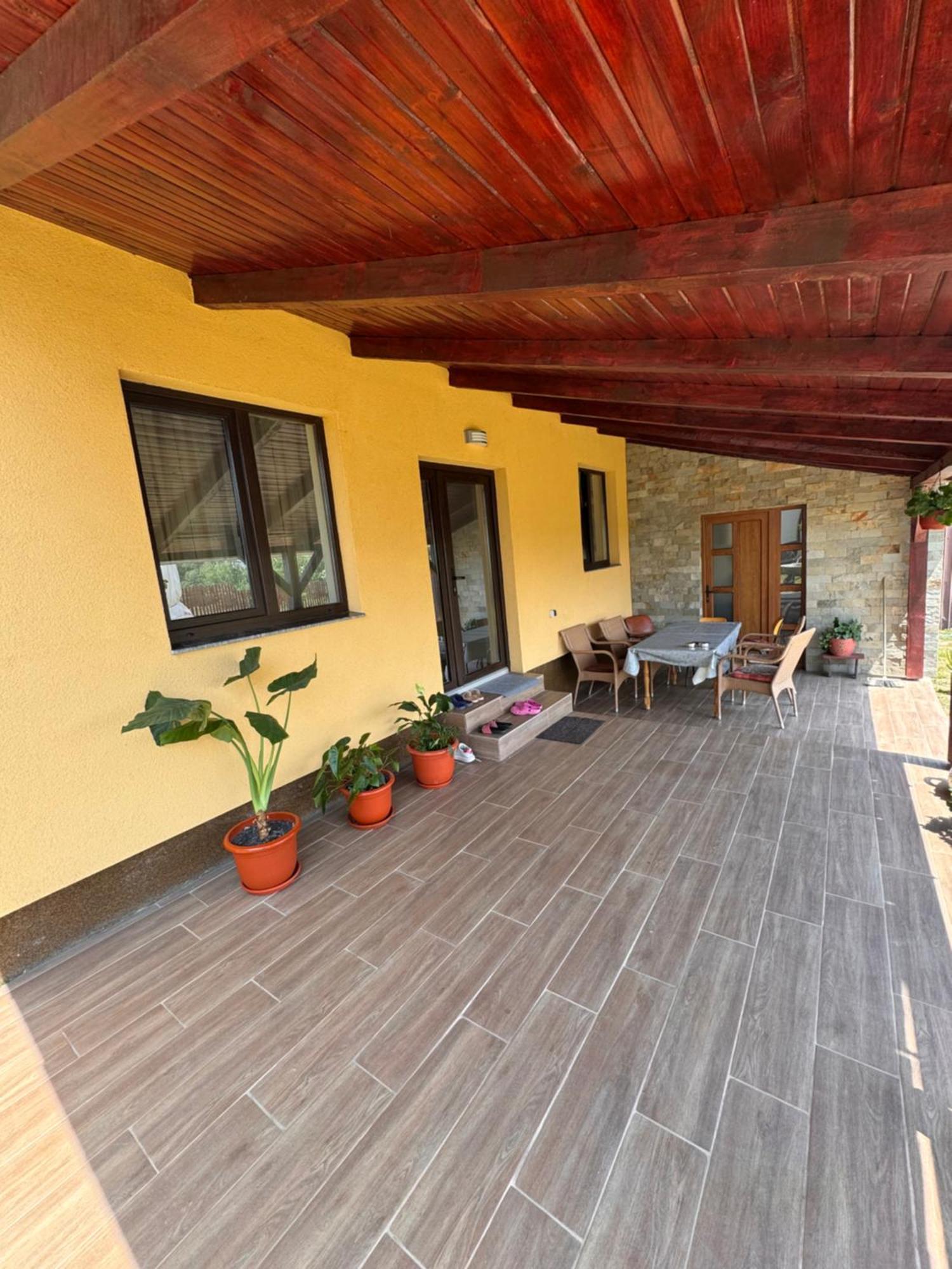 Casa Casy Villa Oradea Eksteriør bilde